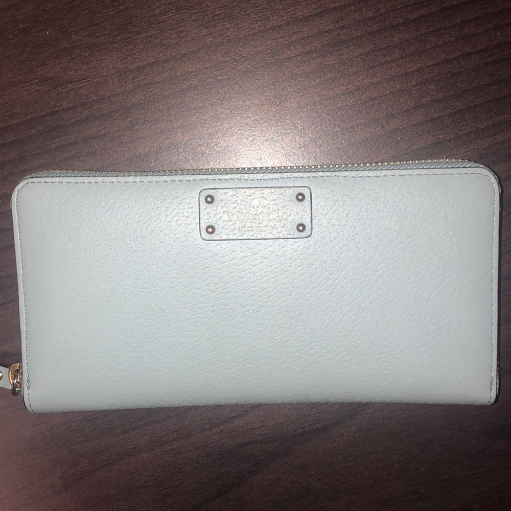Kate Spade ZipAround wallet